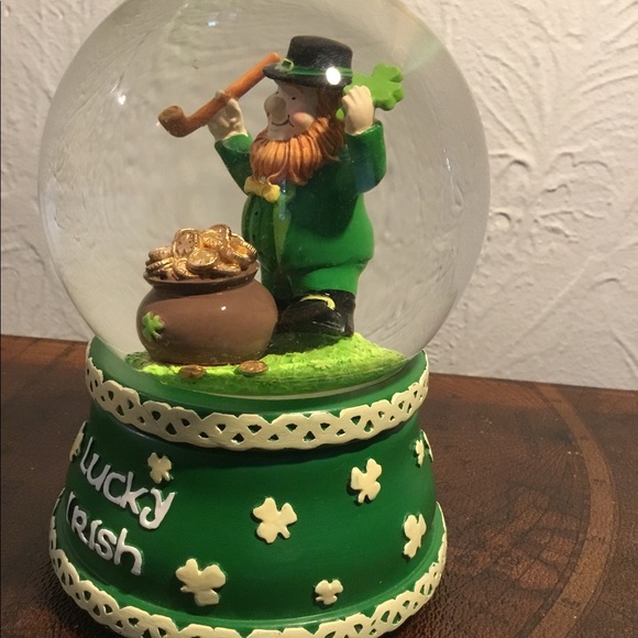Lucky Irish Musical Snow Globe - Picture 2 of 8